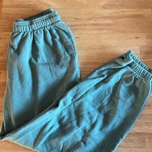 Women’s sweatpants